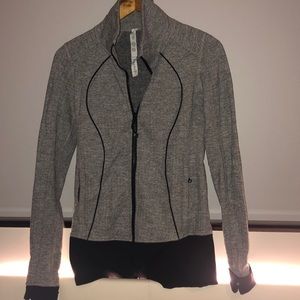 LULULEMON Sweater
